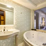 Elif Hanim & Hotel Akyaka (Mugla)