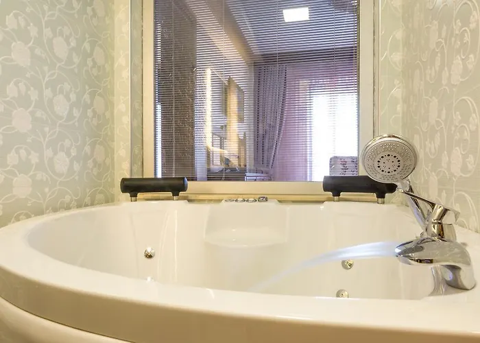 Elif Hanim & 3* Akyaka (Mugla)